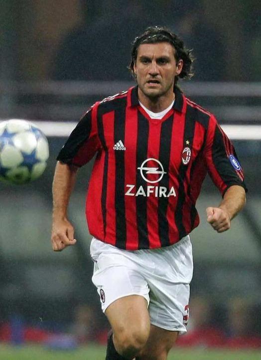 巴塞罗那内部会议纪要流出——集结日篮板制胜，西甲使命明确，身体对抗强度拉满的简单介绍