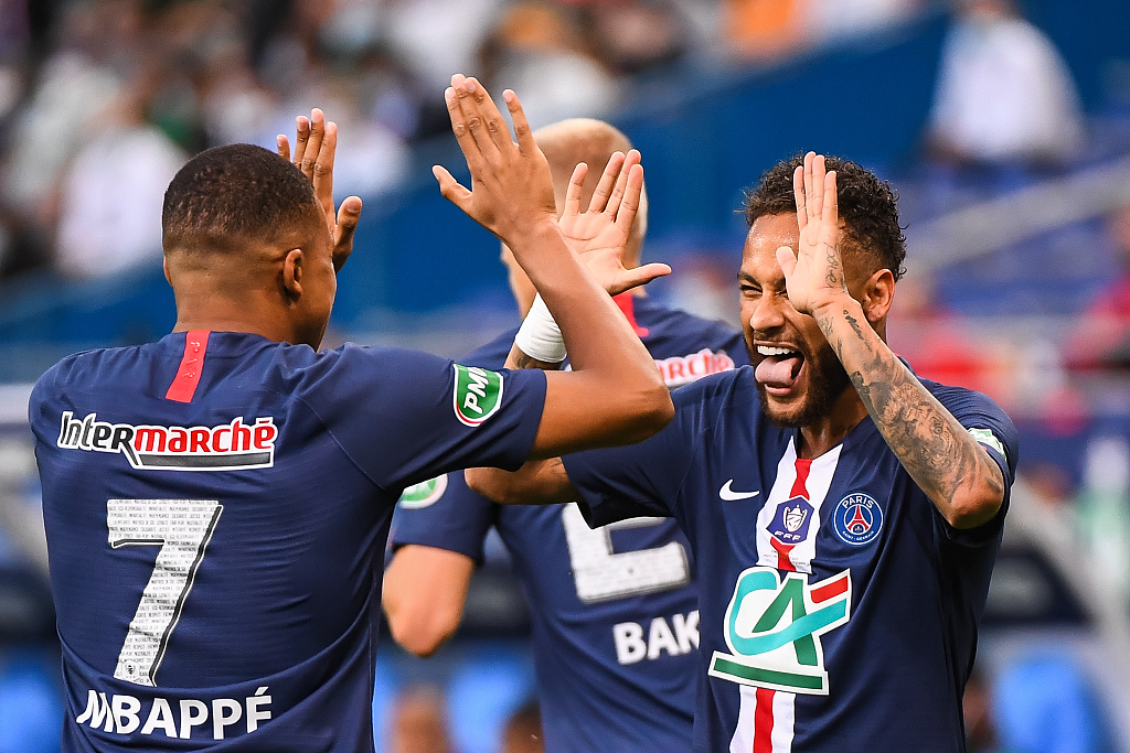 法国杯赛程吃紧，巴黎圣日耳曼集结日止住颓势，悬念犹存，训练强度明显提升的简单介绍